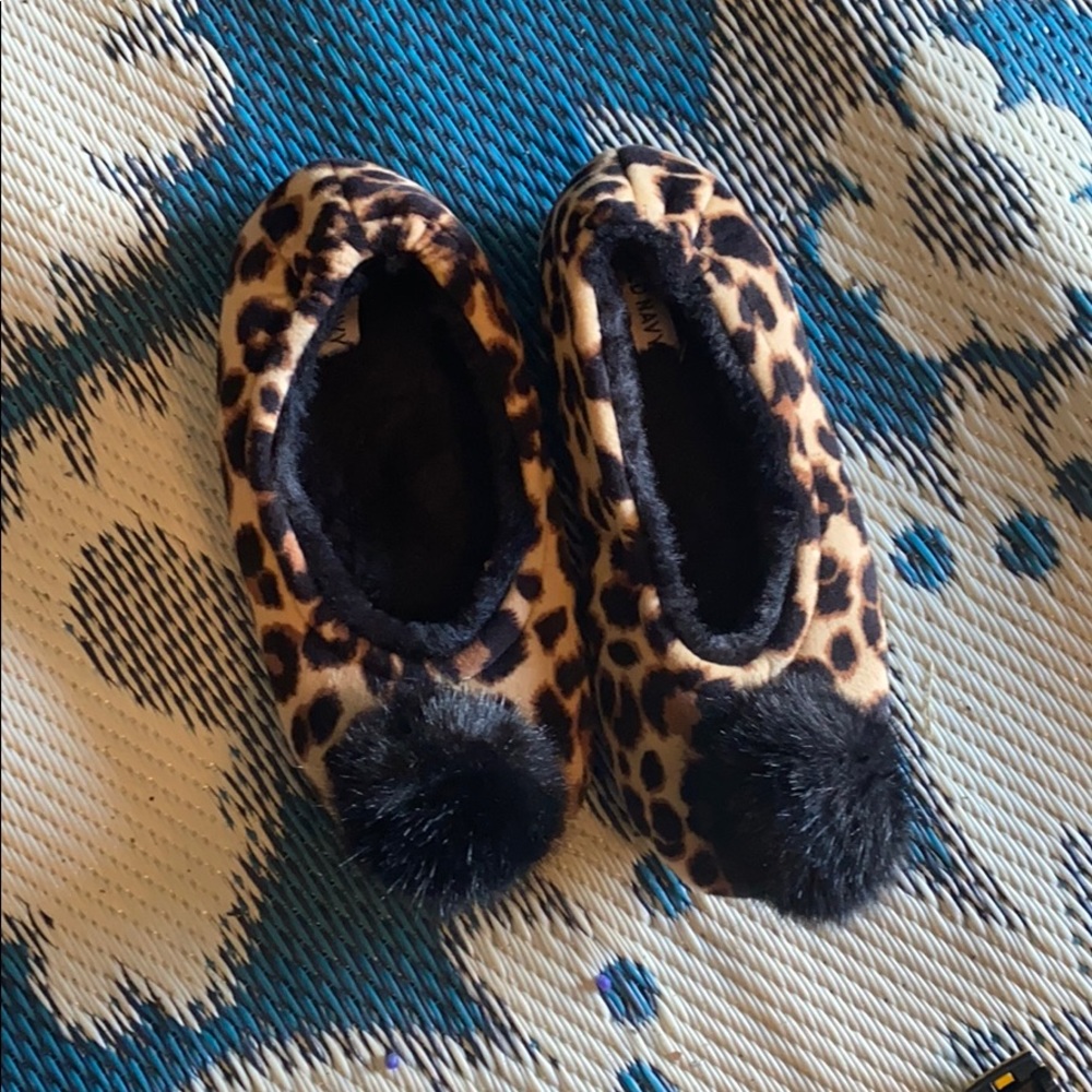 Leopard slippers 🐆